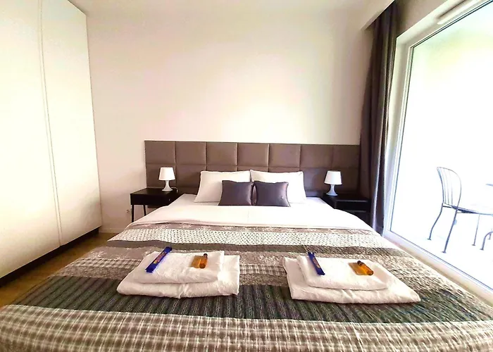 Vista Residence Premium II
